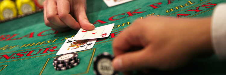 Online Blackjack Gegen Andere Spiele